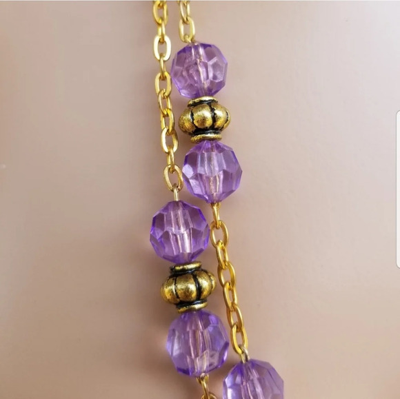 VINTAGE LAYERED GOLDTONED & PURPLE BEAD ORNATE NECKLACE - Picture 2 of 5